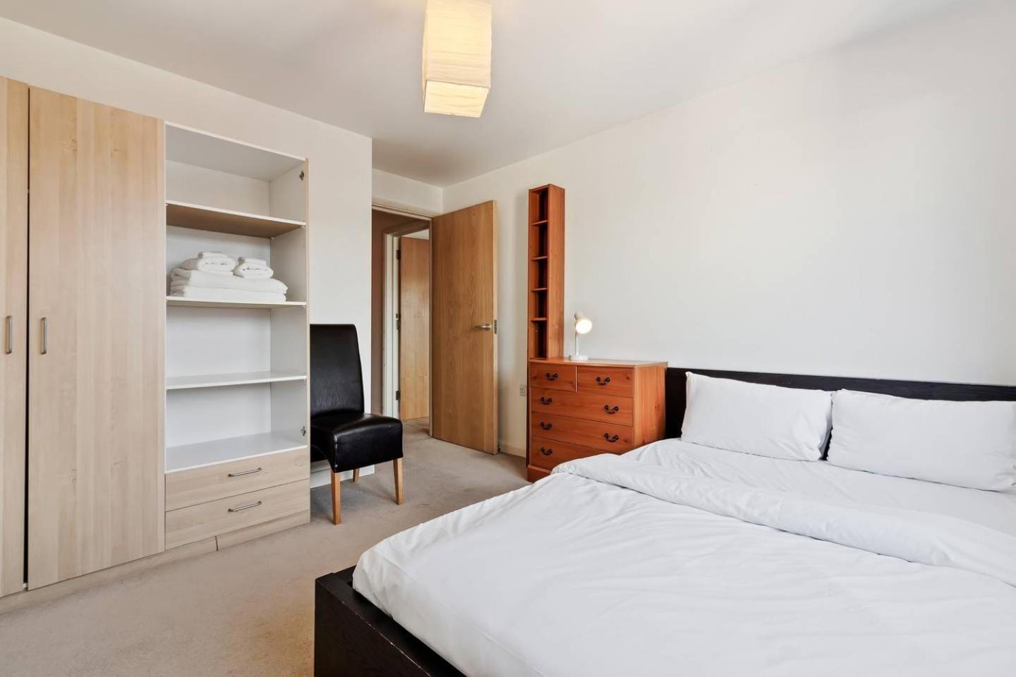 Modern 2 Bedroom Apartment In Homerton London Eksteriør bilde